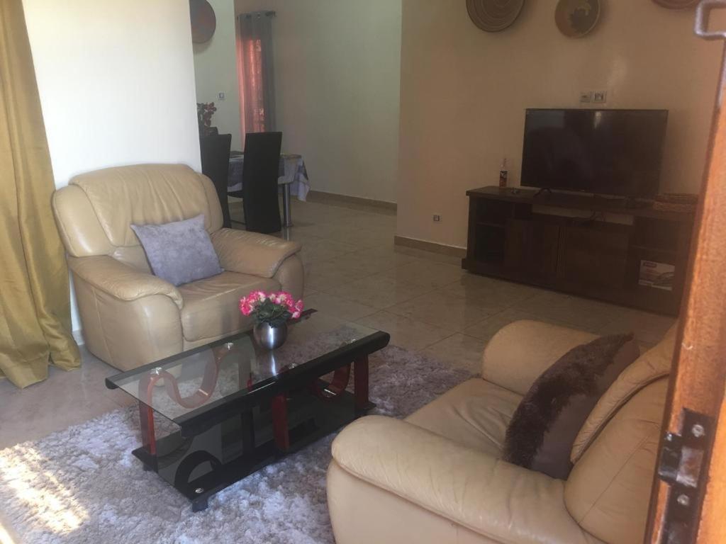 Rufisque Villa Chez Julien מראה חיצוני תמונה